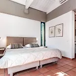 Villa - Ithika *