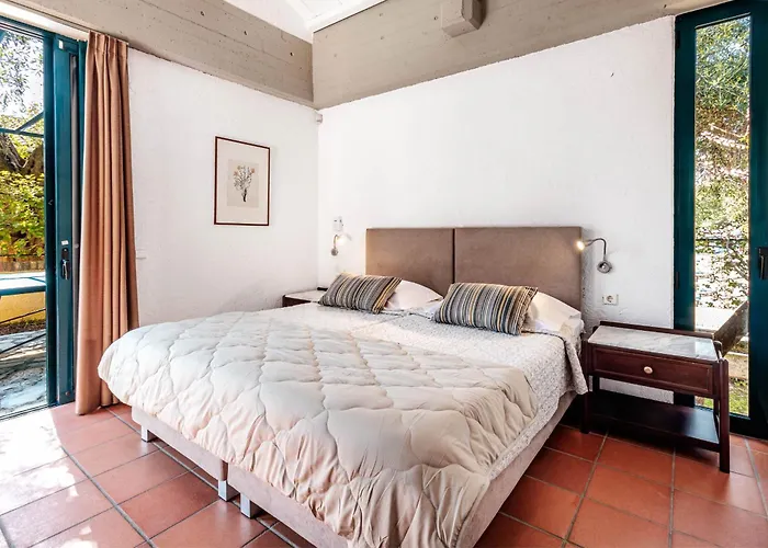 Вилла - Ithika *